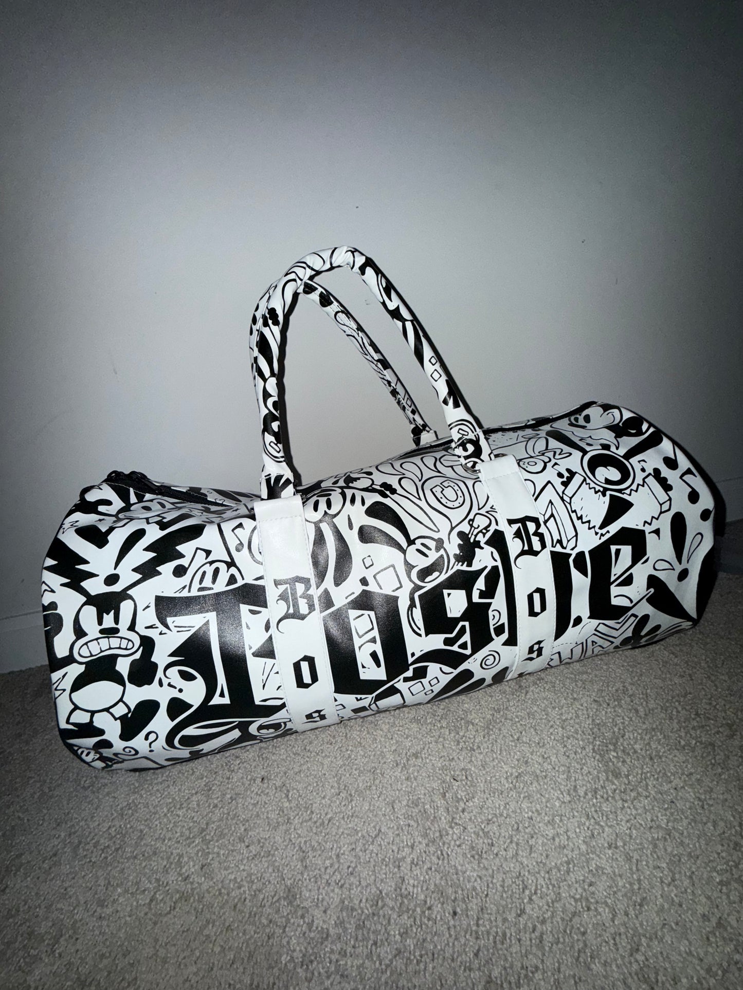 Boshé Graphic Duffle Bag